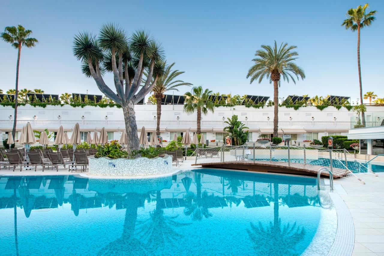 Hotel Vulcano Swimming pool, Tenerife golf holidays